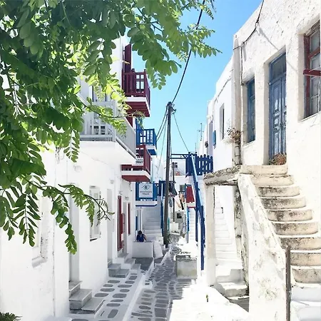 Antique Newly Refurbished Maisonette In The Heart Of Mykonos Town Apartment